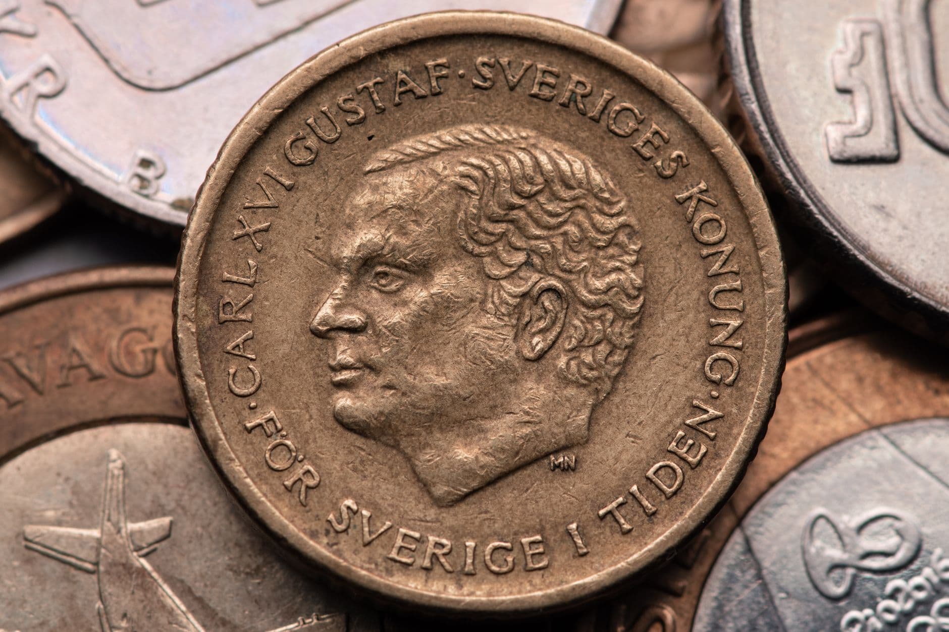Detailed view of Carl XVI Gustaf Swedish coin showcasing intricate design and historical significance.